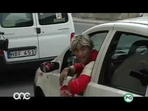 TELEPOPLU - Driving Lesson maż-Żobblu