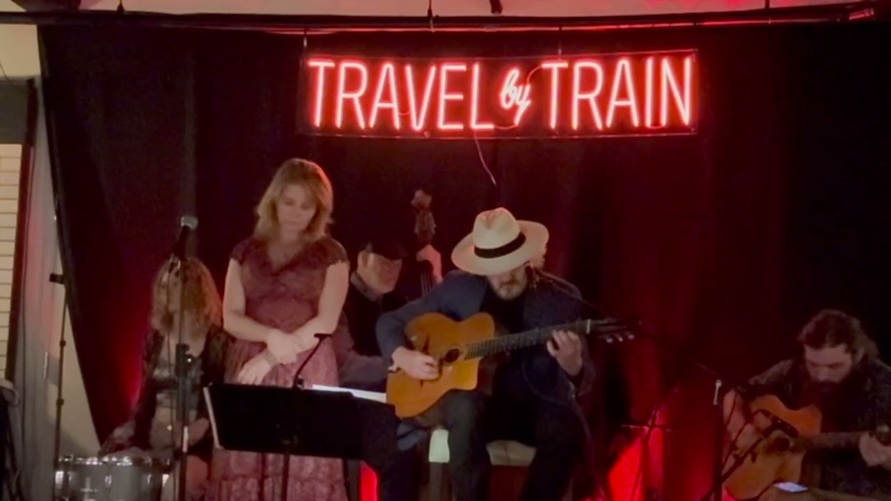 Promotional video thumbnail 2 for Davellie Gypsy Jazz Band