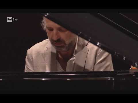 Stefano Bollani - Genial version of Turkish march & Tico tico (piano solo)