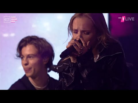 Paula Hartmann x Giant Rooks "schwarze SUVs" Live @ 1Live Krone 2023