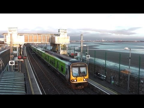 Irish Rail 29000 Class D.M.U. 29124 - Booterstown Station, Dublin