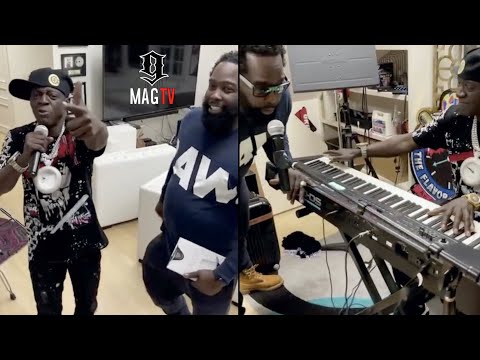 Flavor Flav Plays Drums & Piano For Father MC! 🥁