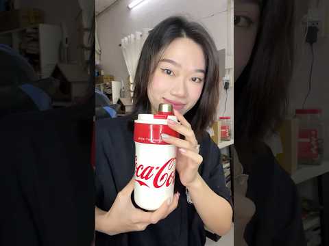 Ly giữ nhiệt GERM GE-CK23AW-B66 500ml Coca-Cola – Giữ nhiệt 7 lớp, thiết kế huy hiệu trẻ trung