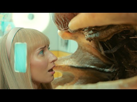 Escaping the Mantraps | Dot and Bubble | Doctor Who