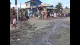 preview picture of video 'A Morte das Praias de Itanhaém - Verão 2014'
