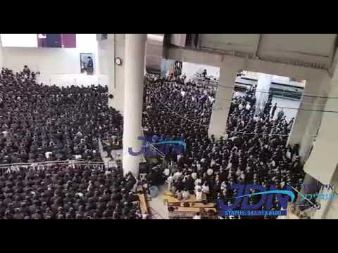 First Night chanukah 5782 With Gerer Rebbe