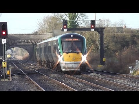 IE 22000 Class ICR Train number 22332 - Kildare Station, Ireland