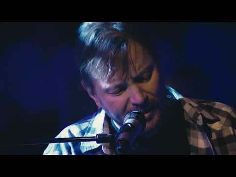 Pauli Hanhiniemi  - Valehtelisin jos väittäisin - SuomiLOVE