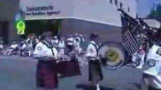 preview picture of video 'Ely Pipes & Drums Band - Tower Parade'