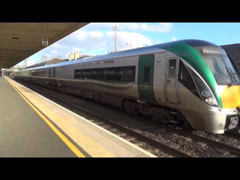 IE 22000 Class DMU 22039 - Lisburn - 10/3/15