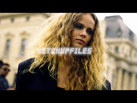 16x9 Model Olivia Vinten Street Style Video Outside Chanel FW 23 Show