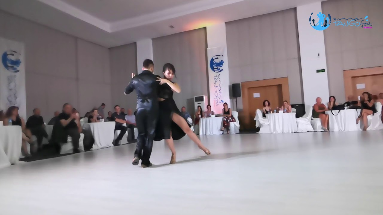 Mert Moran & Dilara Zorlu 1/4