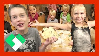 EPIC KIDS CHRISTMAS PARTY (Day 1715)