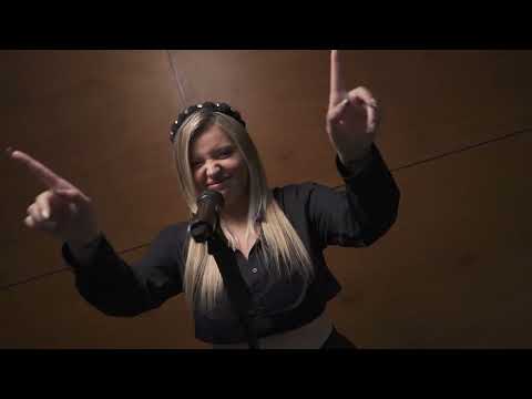 Azul Castelló - Me enferman los idiotas