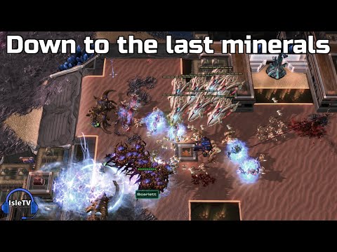 StarCraft 2: Down to the last minerals. (Scarlett vs Harstem)