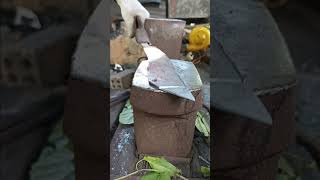 Download lagu cutting steel and making holes in steel ⚒️ #blacksmithing #metalworking #cuttingskills mp3