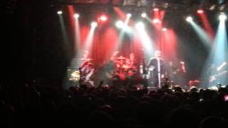 Voy de negro - Loquillo