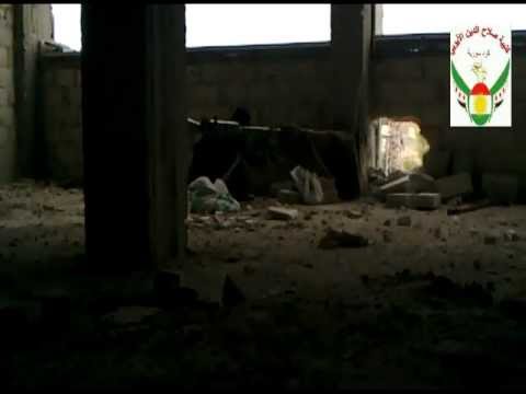 استهداف عربة بي ام بي بقذيفة بي9 من قبل كتيب صلاح الدين الأيوبي على جبهة حاجز الليرمون في حلب