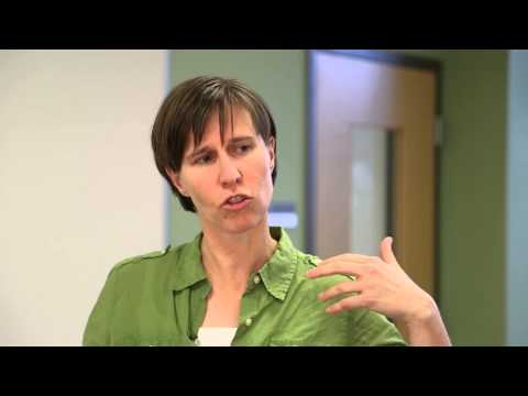 Raptor Facts with Dr. Gina Wesley #6: Dinosaur or Bird?