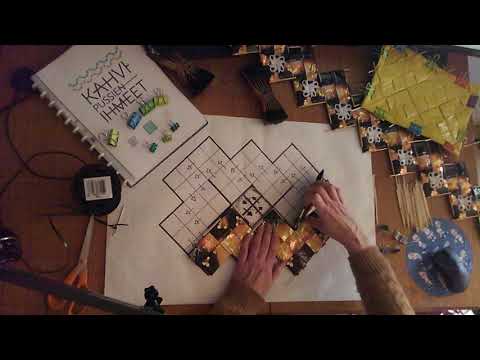 1. Sik-sak -kassin Opetustuokio, punotaan kahvipusseista kassin pohja