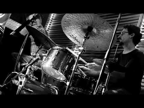 Alekos Spanidis - Duende Jazz Orchestra - Recado Bossa Nova featuring Haris Kapetanakis.