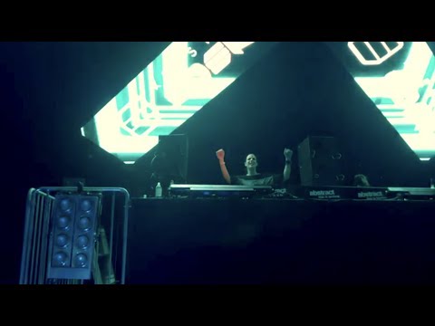 Kerstin Eden @ Nature One 2018 / abstract Floor Closing