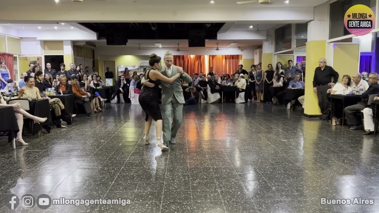 Video thumbnail for Samantha Dispari y Santiago Fina - Milonga Gente Amiga - 19/FEB/2023 (3/3)