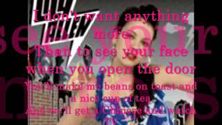 Lily Allen chinese lyrics