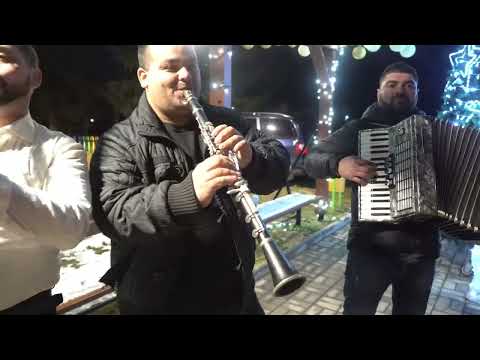 Юли Лъвчето 2024 new Майка щерка изпраща; 0887898933 studio biser4k 0898531514