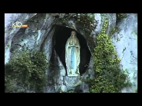 Chapelet à Lourdes