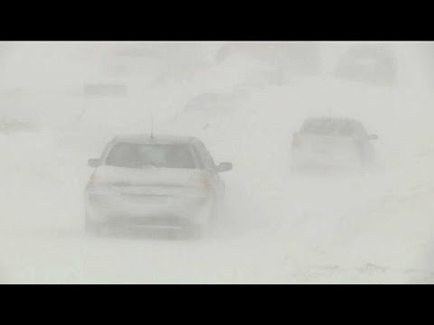 Orkan und Schneesturm auf dem Balkan