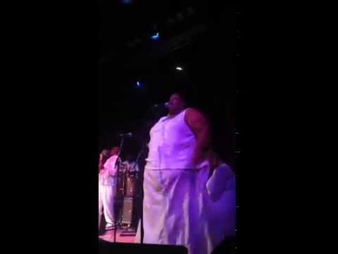 Loose Ends BG Vocalist Dominique Karan live at Yoshis in Oakland 