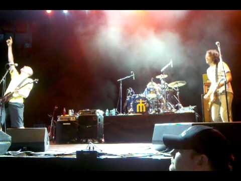 Presidents of the USA - Andrew McKeag Guitar Solo (Bumbershoot 2011)