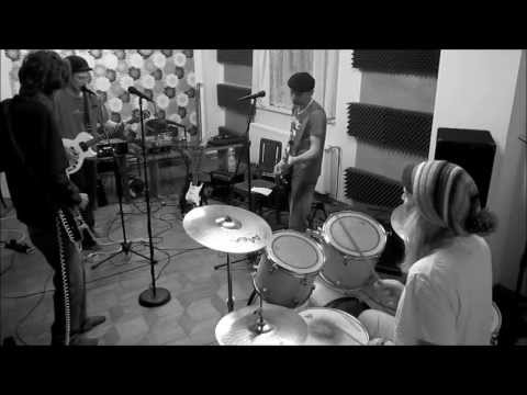 Do Hlavy Brouk - Do hlavy Brouk (ze zkušebny) - SKA