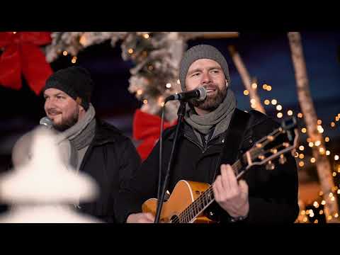 Kvatropirci - Silvestrski poljub [live @Krvavec 2021]