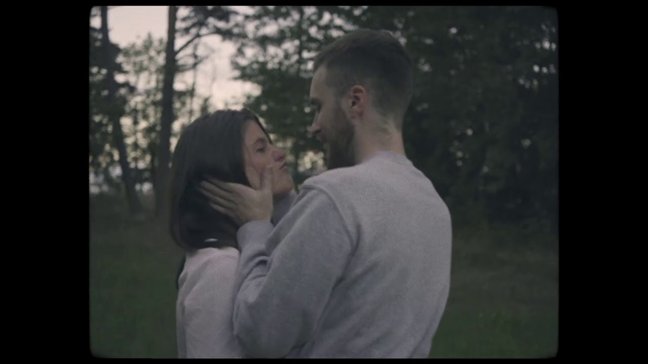 Léon — Head And Heart On Fire