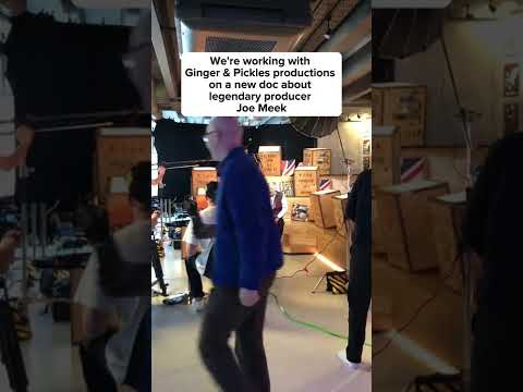 Great to meet John Leyton here at Cambridge Audio HQ. More info on the upcoming documentary soon 👀