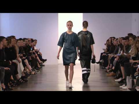 Calvin Klein Collection Women's Resort 2016 Runway Presentation