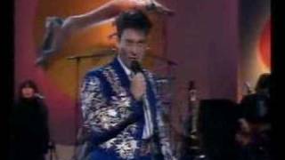 k.d. lang &amp; The Reclines - Johnny Get Angry