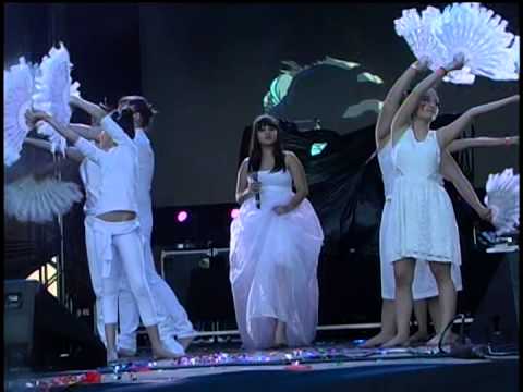 LUIZA BORGES Primeiro Lugar Campeão 2015 em Aminekê Show