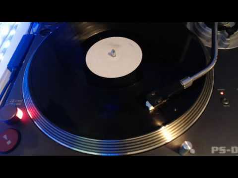 DJCHRISB .CHEEKY TRAX 18 OTHER SIDE WHITE LABLE   HARD HOUSE   GOOD QUALITY