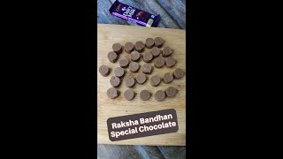 Hack to make Dairy Milk Crunchy Smiley Bites at Home 🍫😱 #shorts #recipesbyayushi #chocolaterecipe