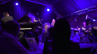 Neil Cowley Trio - Olomouc - 3.11.2014 - Gang Of One
