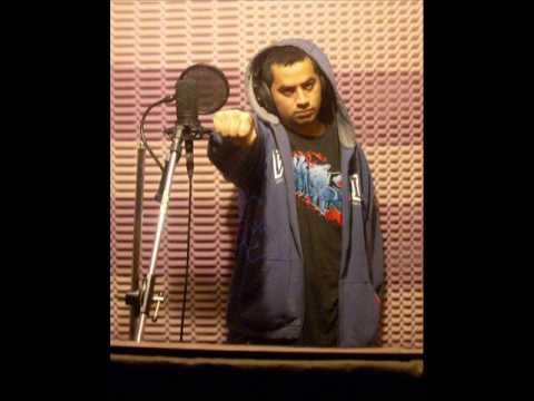 UMANO -  COMO JUGANDO