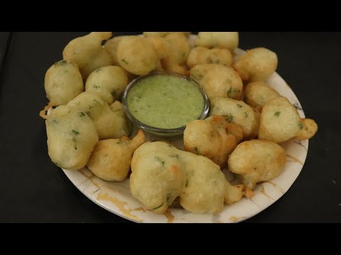 stret style mysore bonda recipe with spicy chutney | soft tea time snack mysore bonda