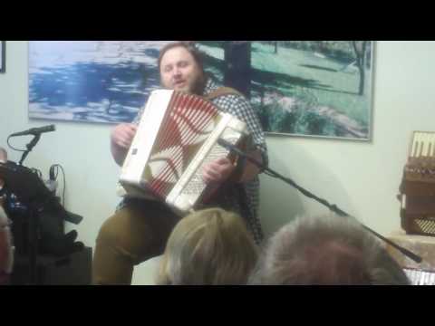 Odd Arne Halaas - Morfar har berättat, på Karlssons Musik Worlds Accordion Day 6:e Maj 2016