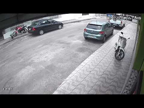 Ladrões de moto atacam no Fonte Grande