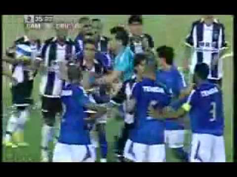 KERLON FOQUINHA X ATLETICO-MG 16 09 2007