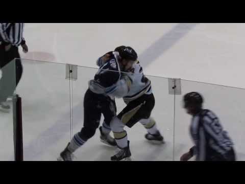 Bobby Farnham vs J.C. Lipon