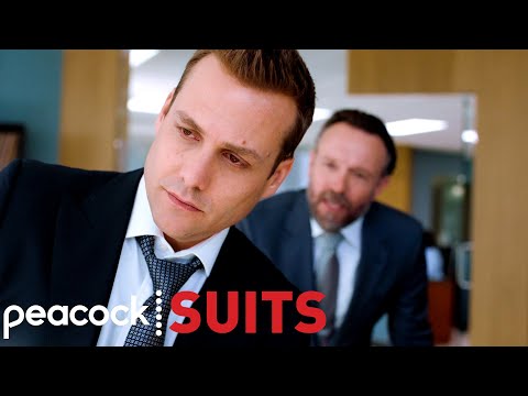 Harvey Has A Panic Attack In Front Of Mike | Suits